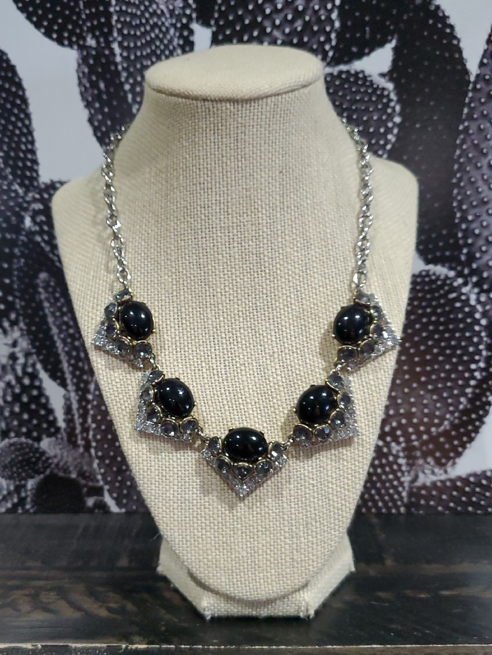 Elegant Black Stone Statement Necklace Mixed Metals Brutalist Runway Getaway Vtg